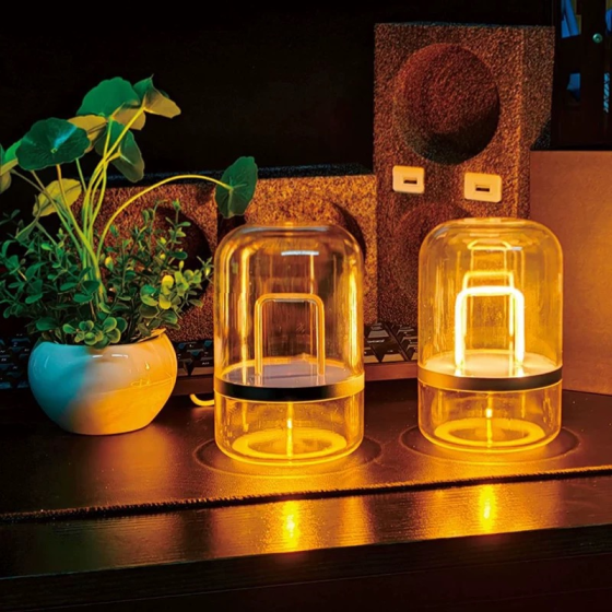 Couple sensing lamp